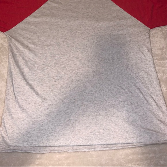 🌺 3/$15🌺 Maternity Graphic Tee - Picture 10 of 12